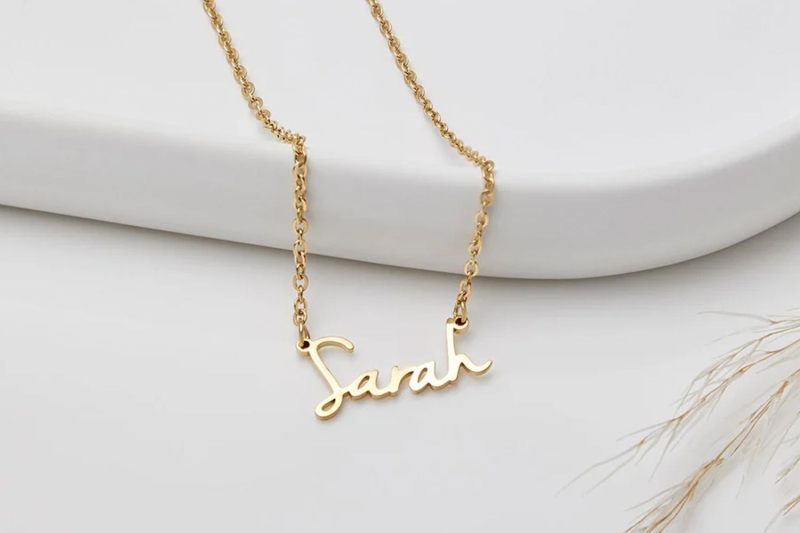 50 of the Best Jewelry Gifts Anyone Would Love (Hint, Hint)