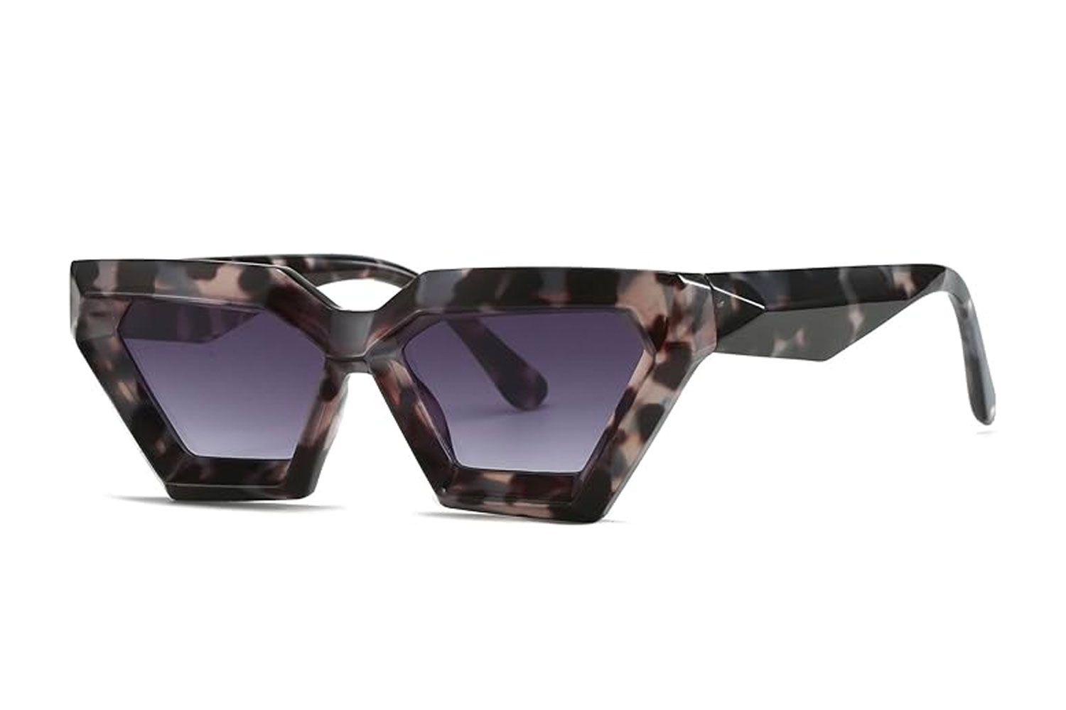 The 17 Best Amazon Sunglasses Deliver on Style and Fast Shipping