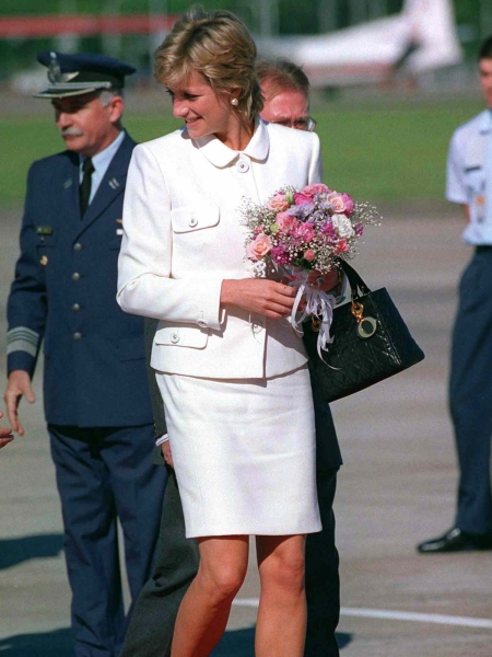 These 8 Princess Diana-Loved Handbags Are a Shortcut to Royal-Approved Style